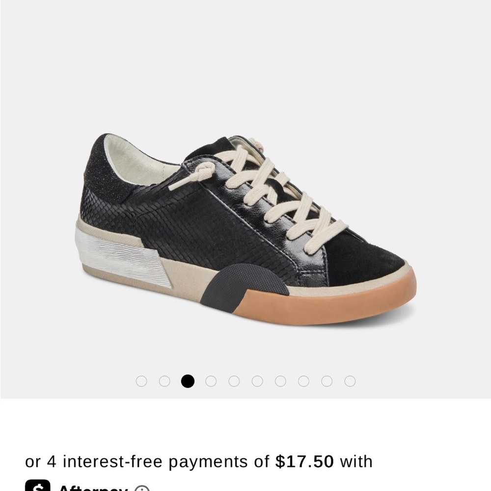 Zina Sneakers Onyx Embossed Leather
SALE